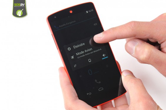 Guide photos remplacement prise jack Nexus 5 (Etape 1 - image 2)