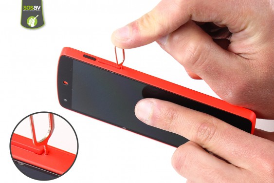 Guide photos remplacement prise jack Nexus 5 (Etape 2 - image 3)