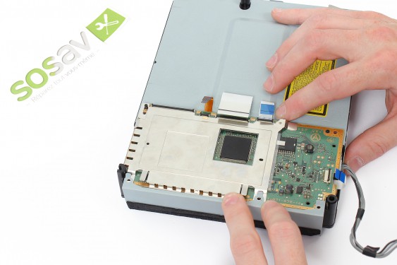 Guide photos remplacement lentille (bloc optique avec chariot) Playstation 3 Fat (Etape 23 - image 1)