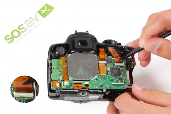 Guide photos remplacement lecteur de carte sd Canon EOS 1000D / Rebel XS / Kiss F (Etape 19 - image 3)