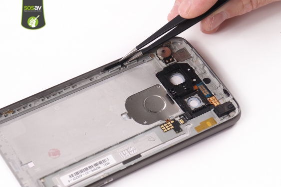 Guide photos remplacement boutons volume G5 (Etape 11 - image 1)