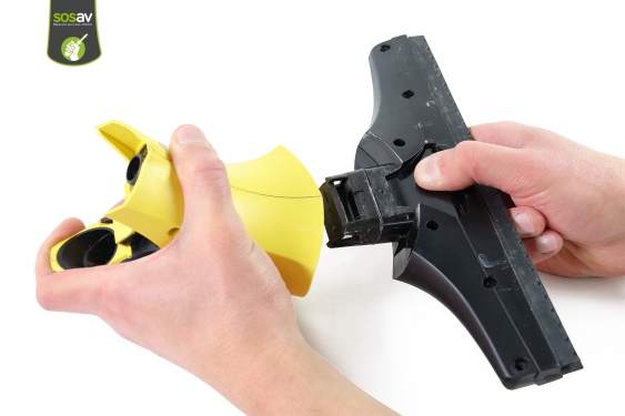 Guide photos remplacement raclette & buse Kärcher WV 50 (Etape 6 - image 2)