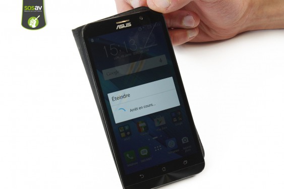 Guide photos remplacement connecteur de charge Zenfone 2 (Etape 1 - image 4)