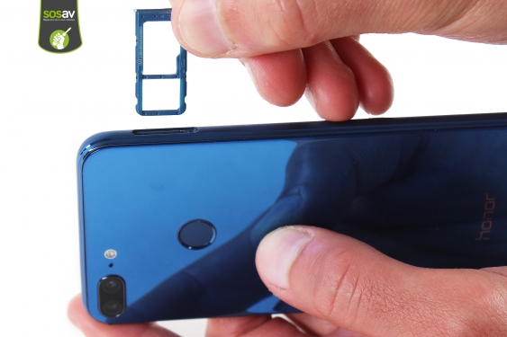 Guide photos remplacement ecran complet (lcd + châssis) Honor 9 Lite (Etape 2 - image 3)