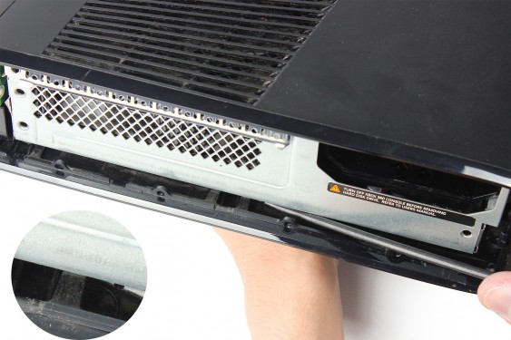 Guide photos remplacement panneau gauche Xbox 360 S (Etape 10 - image 2)
