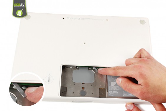 Guide photos remplacement haut-parleur central et haut-parleur droit Macbook Core 2 Duo (A1181 / EMC2200) (Etape 5 - image 3)