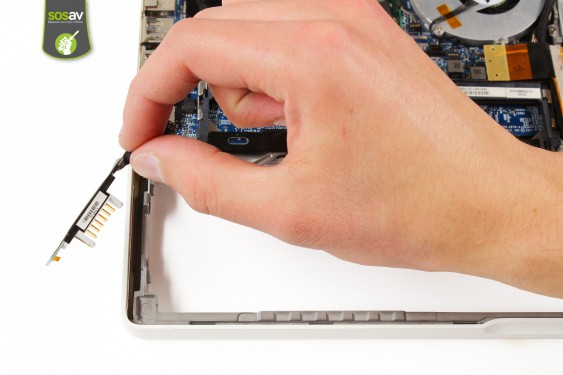 Guide photos remplacement connecteur batterie Macbook Core 2 Duo (A1181 / EMC2200) (Etape 16 - image 2)