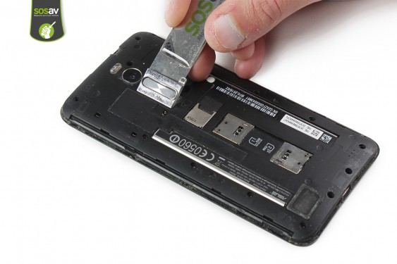 Guide photos remplacement connecteur de charge Zenfone 2 (Etape 9 - image 2)