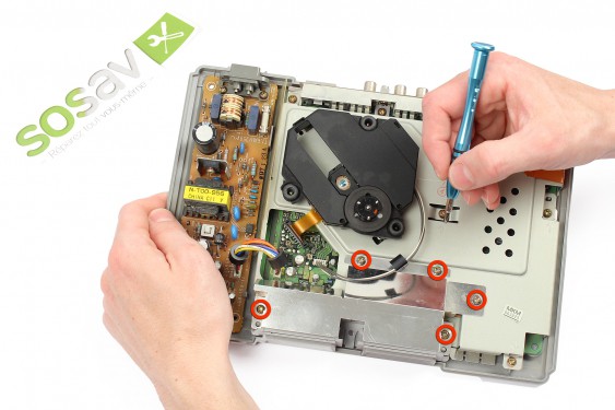 Guide photos remplacement nappe bloc manettes + cartes mémoire Playstation (Etape 4 - image 1)