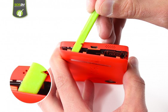 Guide photos remplacement prise jack Nexus 5 (Etape 5 - image 4)