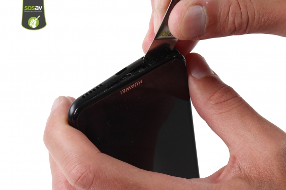 Guide photos remplacement ecran Huawei Y6 2019 (Etape 4 - image 2)