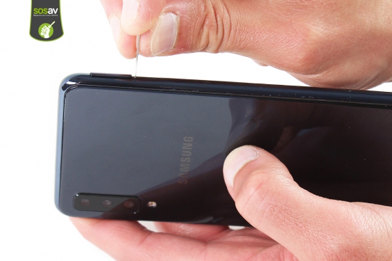 Guide photos remplacement câbles d'interconnexion wifi / gsm Galaxy A7 (2018) (Etape 2 - image 2)