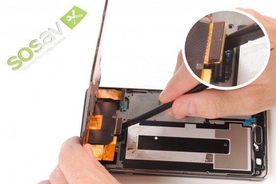 Guide photos remplacement caméra avant + capteur de proximité et luminosité  (Etape 15 - image 2)