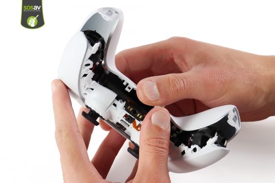 Guide photos remplacement support batterie Manette DualSense (PlayStation 5) (Etape 8 - image 2)