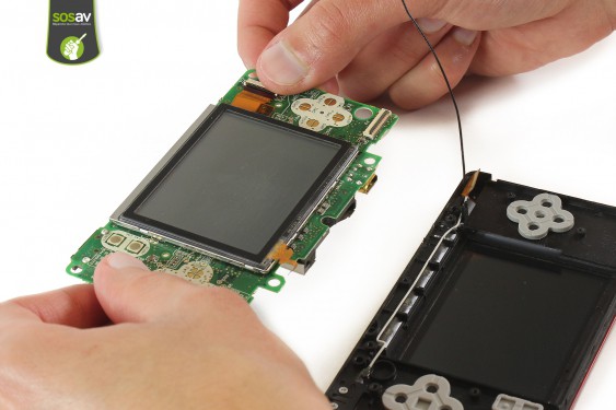 Guide photos remplacement flèche directionnelle Nintendo DS Lite (Etape 21 - image 2)