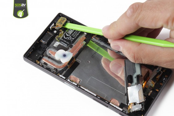 Guide photos remplacement prise jack Xperia Z5 (Etape 31 - image 3)