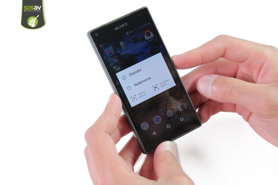 Guide photos remplacement ecran complet (lcd + tactile + châssis) Z5 compact (Etape 1 - image 1)