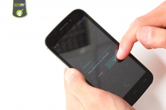 Guide photos remplacement connecteur de charge Wiko Stairway (Etape 1 - image 3)