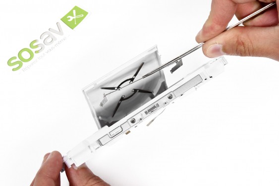 Guide photos remplacement coque complète PSP 3000 (Etape 61 - image 2)