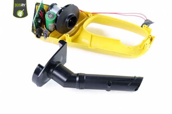 Guide photos remplacement tuyau d'aspiration Kärcher WV 50 (Etape 13 - image 1)