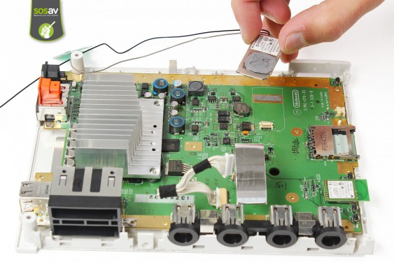 Guide photos remplacement carte wifi Nintendo Wii (Etape 26 - image 3)