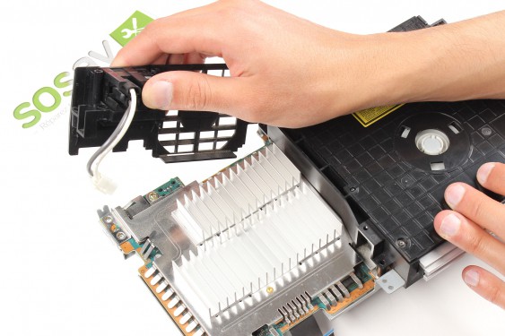 Guide photos remplacement carte mère Playstation 2 Fat (Etape 16 - image 3)