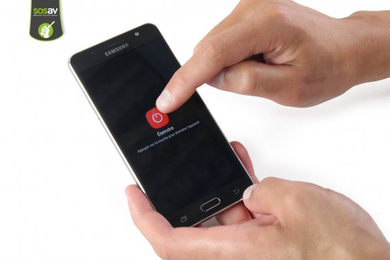 Guide photos remplacement nappe power Samsung Galaxy J5 2016 (Etape 1 - image 3)