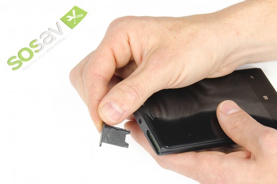 Guide photos remplacement connecteur de charge Lumia 920 (Etape 3 - image 3)