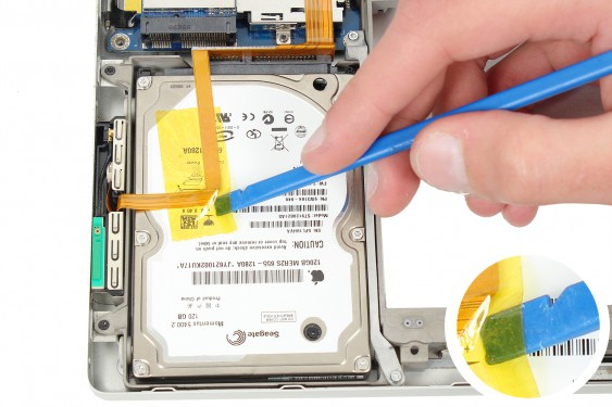 Guide photos remplacement antenne bluetooth Macbook Pro 17"  Modèles A1151, A1212, 1229 & A1261 (Etape 16 - image 1)