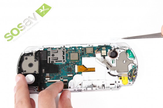 Guide photos remplacement haut-parleur droit PSP 3000 (Etape 16 - image 2)