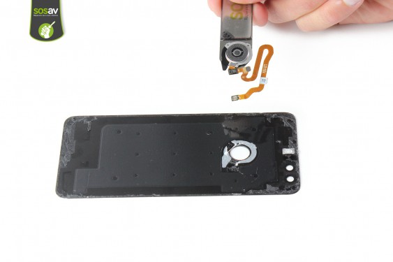 Guide photos remplacement vitre arrière   (Etape 13 - image 4)