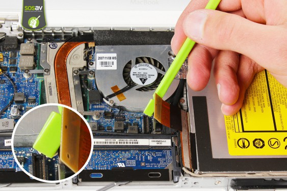 Guide photos remplacement carte mère Macbook Core 2 Duo (A1181 / EMC2200) (Etape 10 - image 2)