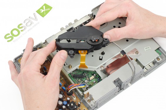 Guide photos remplacement châssis interne Playstation (Etape 7 - image 3)