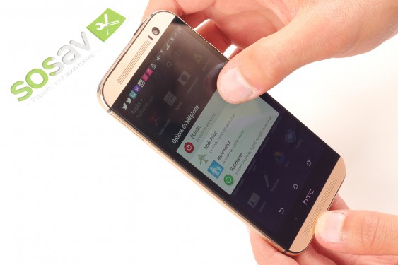 Guide photos remplacement ensemble prise jack/connecteur de charge/microphone HTC one M8 (Etape 1 - image 2)