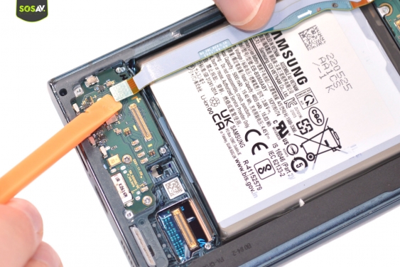 Guide photos remplacement nappe de liaison du connecteur de charge Galaxy S22 Ultra (Etape 14 - image 3)