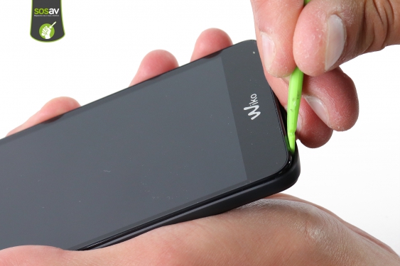 Guide photos remplacement connecteur de charge Wiko Tommy 2 Plus (Etape 2 - image 3)