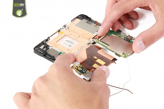 Guide photos remplacement nappe caméra arrière et bouton volume HTC HD2 (Etape 19 - image 4)