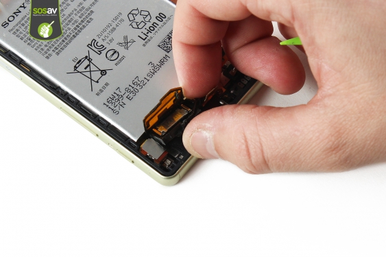 Guide photos remplacement haut-parleur externe Xperia X (Etape 27 - image 2)