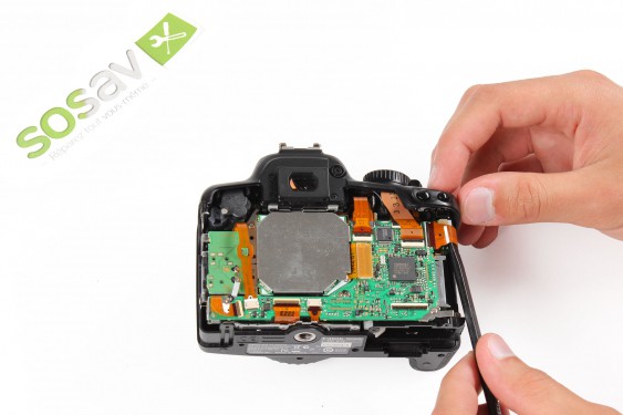 Guide photos remplacement lecteur de carte sd Canon EOS 1000D / Rebel XS / Kiss F (Etape 18 - image 3)