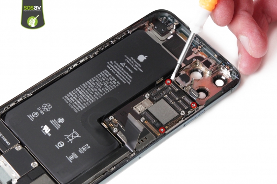 Guide photos remplacement démontage complet iPhone 11 Pro Max (Etape 12 - image 2)