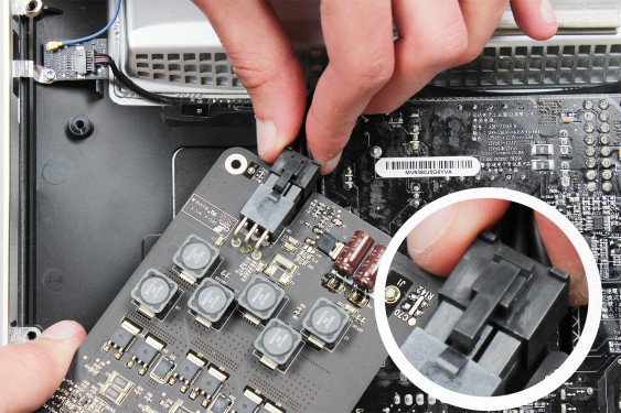 Guide photos remplacement carte d'alimentation du rétro-éclairage de l'écran lcd iMac 27" fin 2009 (EMC 2309 et 2374) (Etape 18 - image 3)