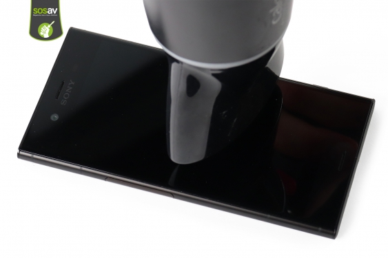 Guide photos remplacement antenne inférieure Xperia XZ1 (Etape 5 - image 1)