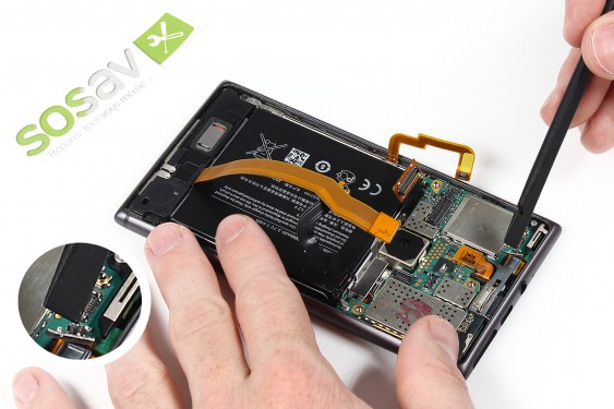 Guide photos remplacement vibreur Lumia 925 (Etape 13 - image 3)