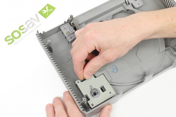 Guide photos remplacement bouton open Playstation (Etape 6 - image 1)