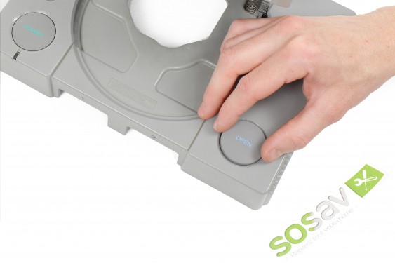 Guide photos remplacement bouton open Playstation (Etape 9 - image 1)