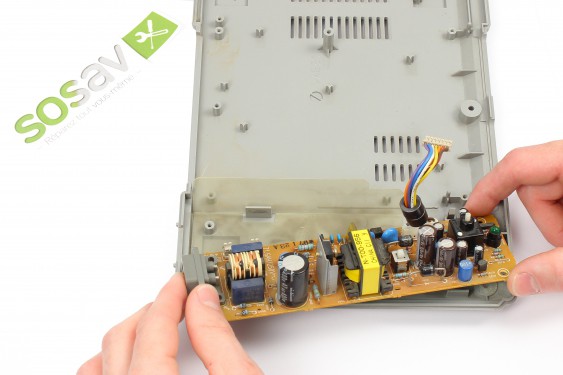 Guide photos remplacement coque inférieure Playstation (Etape 20 - image 2)