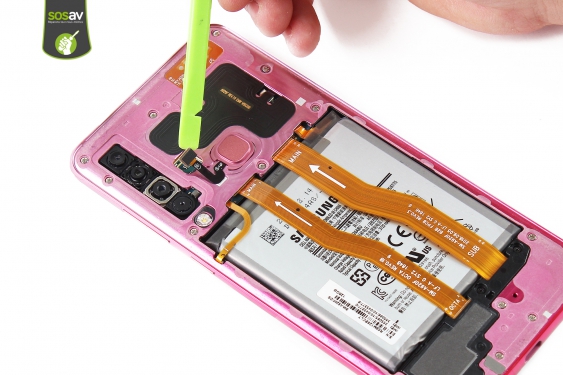 Guide photos remplacement châssis interne Galaxy A9 (2018) (Etape 7 - image 2)