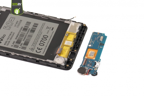 Guide photos remplacement connecteur de charge / vibreur Wiko Pulp Fab 4G (Etape 14 - image 1)