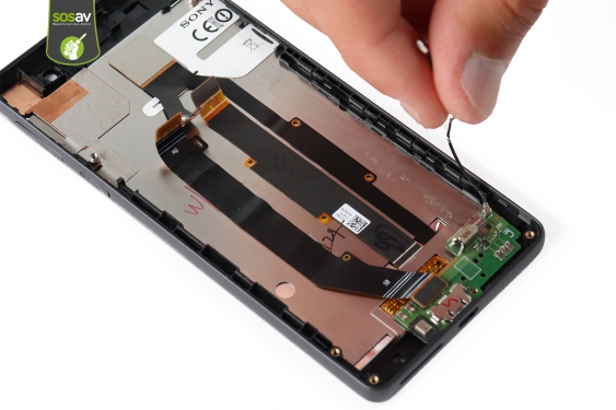 Guide photos remplacement ecran Xperia E5 (Etape 25 - image 3)