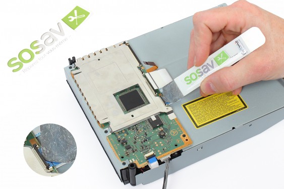 Guide photos remplacement lentille (bloc optique avec chariot) Playstation 3 Fat (Etape 18 - image 2)